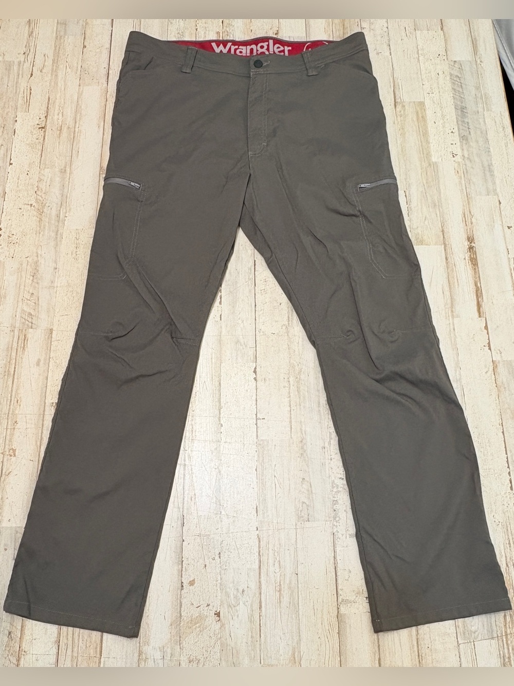 Wrangler Outdoor Gray Cargo Pants 38 x 30 Men's Flex Waist Performance Hiking